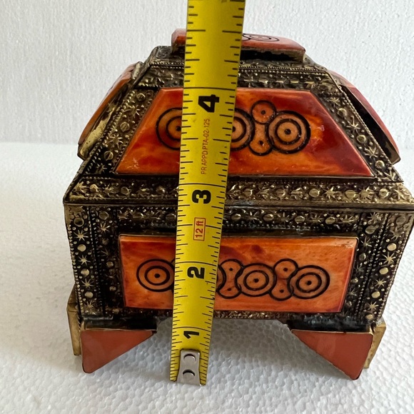 Antique Moroccan Metal Snd Bone Trinket / Jewelry Box - Picture 6 of 6